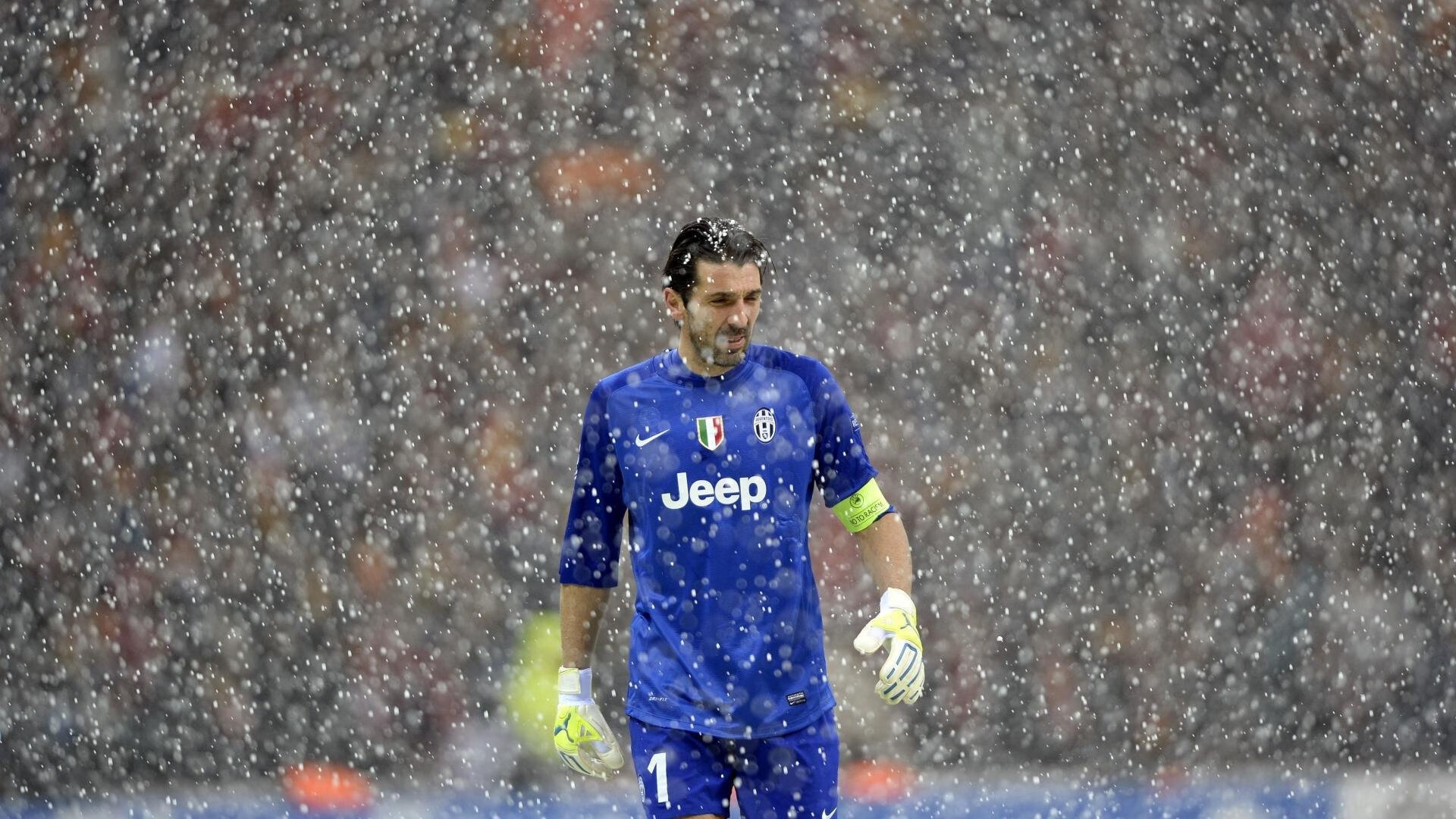 意甲风云再起：锋线突破引领风潮！，意甲巅峰时期的巨星