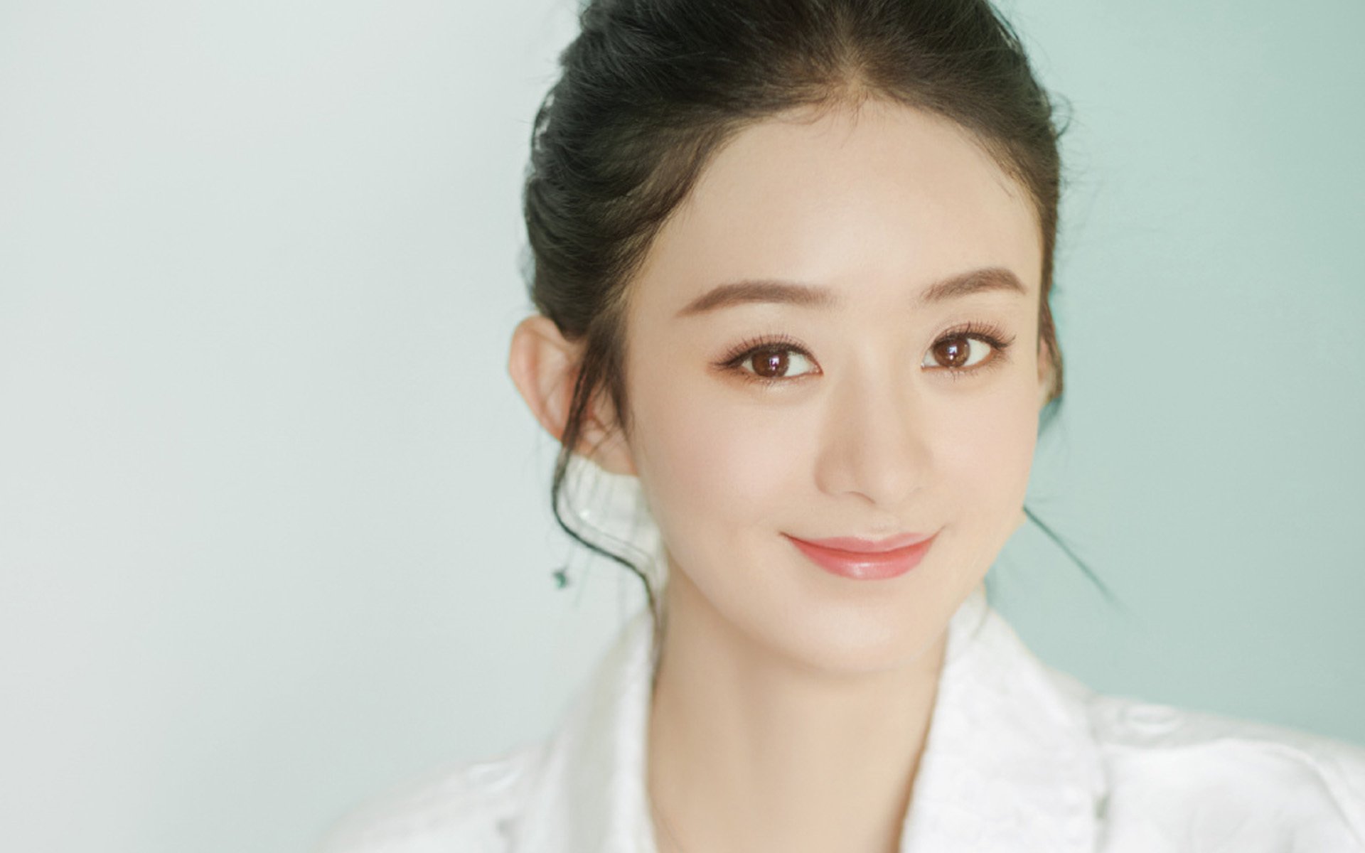 AYX SPORTS-“德甲领先集团稳步前行，冠军争夺进入白热化”，德甲第一名